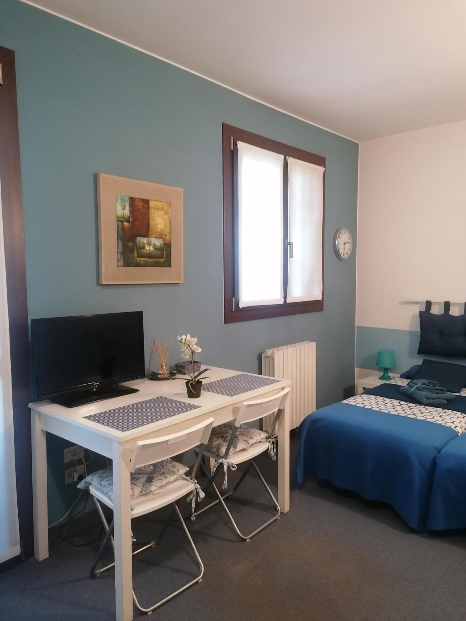 La Casa Blu- Forum Di Assago, Ospedale Humanitas, Milanofiori, Ieo Rozzano Szoba fotó