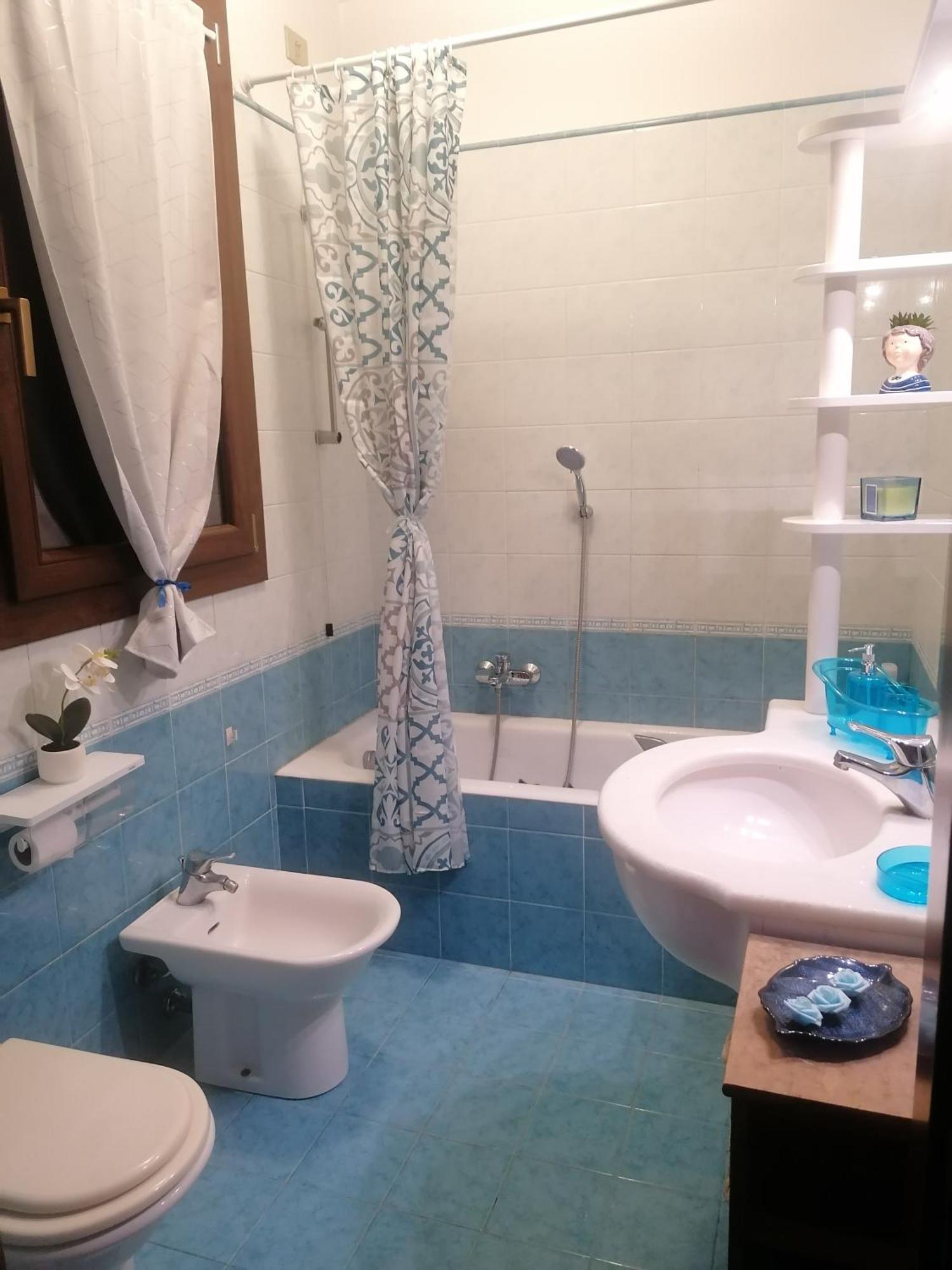 La Casa Blu- Forum Di Assago, Ospedale Humanitas, Milanofiori, Ieo Rozzano Kültér fotó
