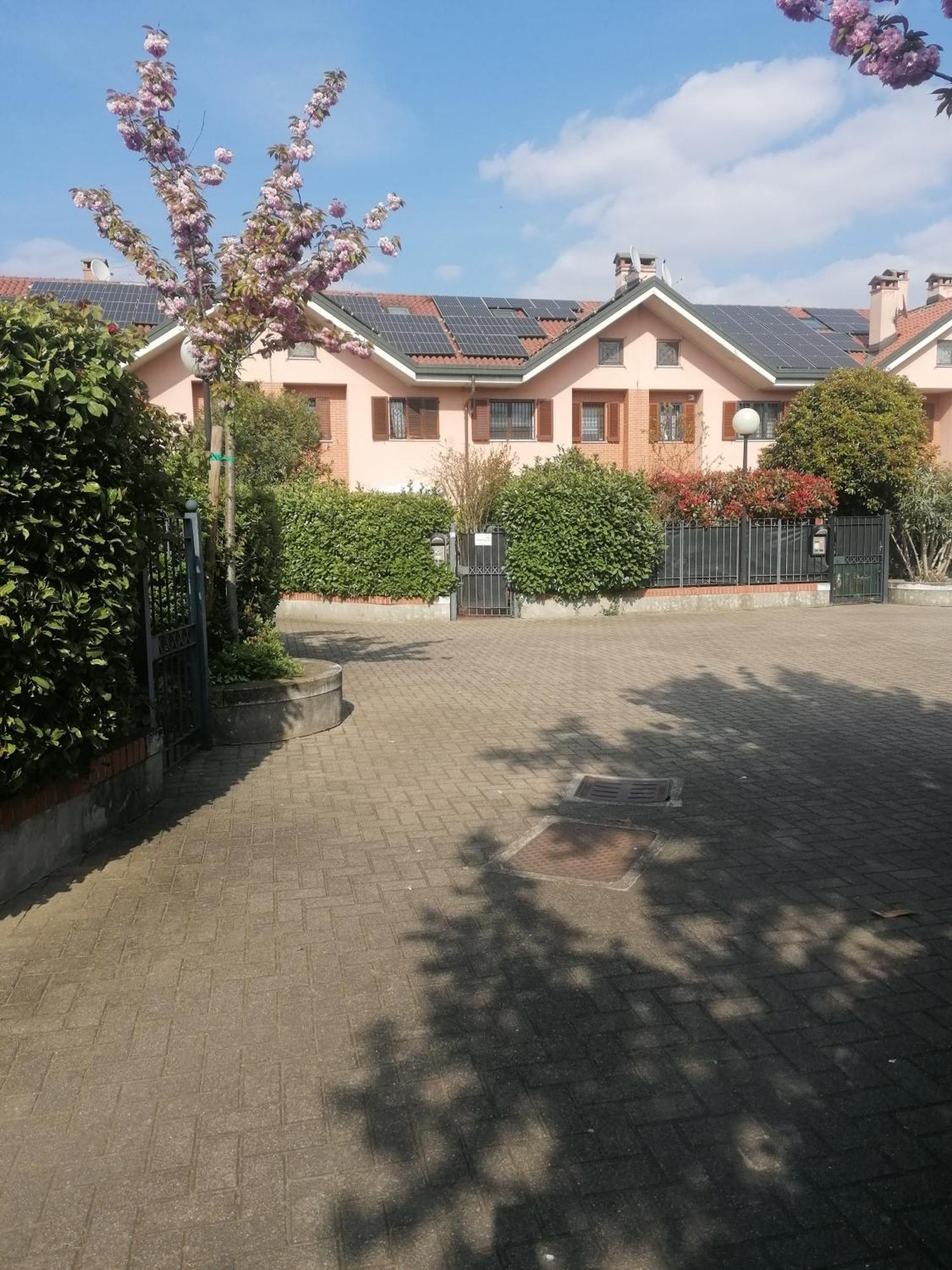 La Casa Blu- Forum Di Assago, Ospedale Humanitas, Milanofiori, Ieo Rozzano Kültér fotó